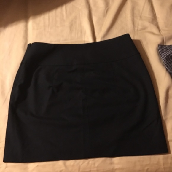 The Limited mini skirt - Picture 2 of 2